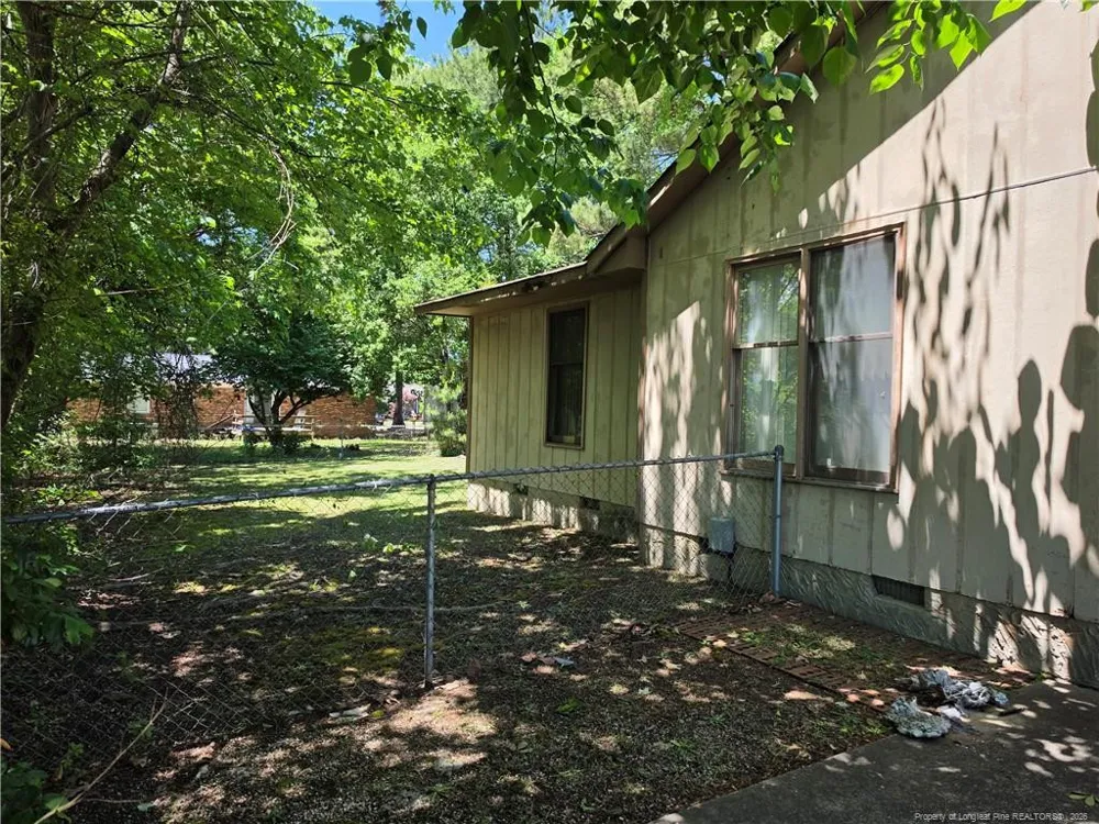 556 Glensford Drive Fayetteville, NC 28314