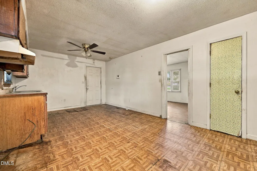 302 E 17th Street Scotland Neck, NC 27874