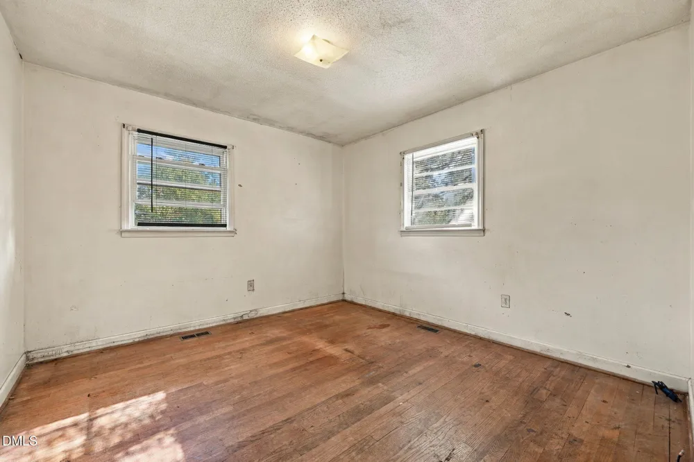 302 E 17th Street Scotland Neck, NC 27874