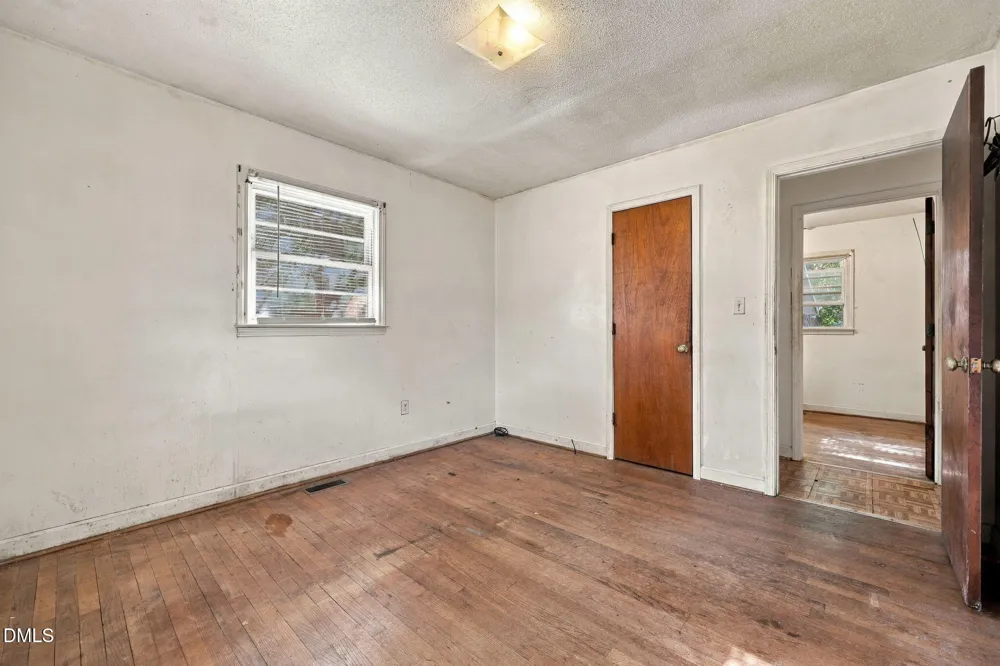 302 E 17th Street Scotland Neck, NC 27874