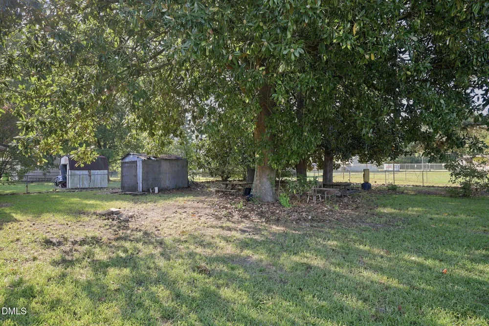 302 E 17th Street Scotland Neck, NC 27874