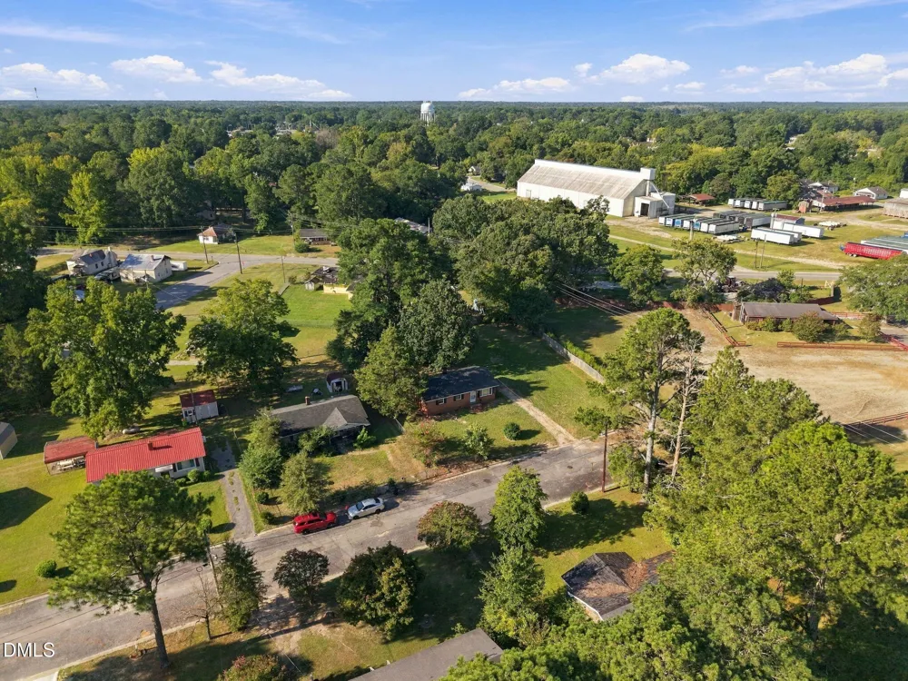 302 E 17th Street Scotland Neck, NC 27874