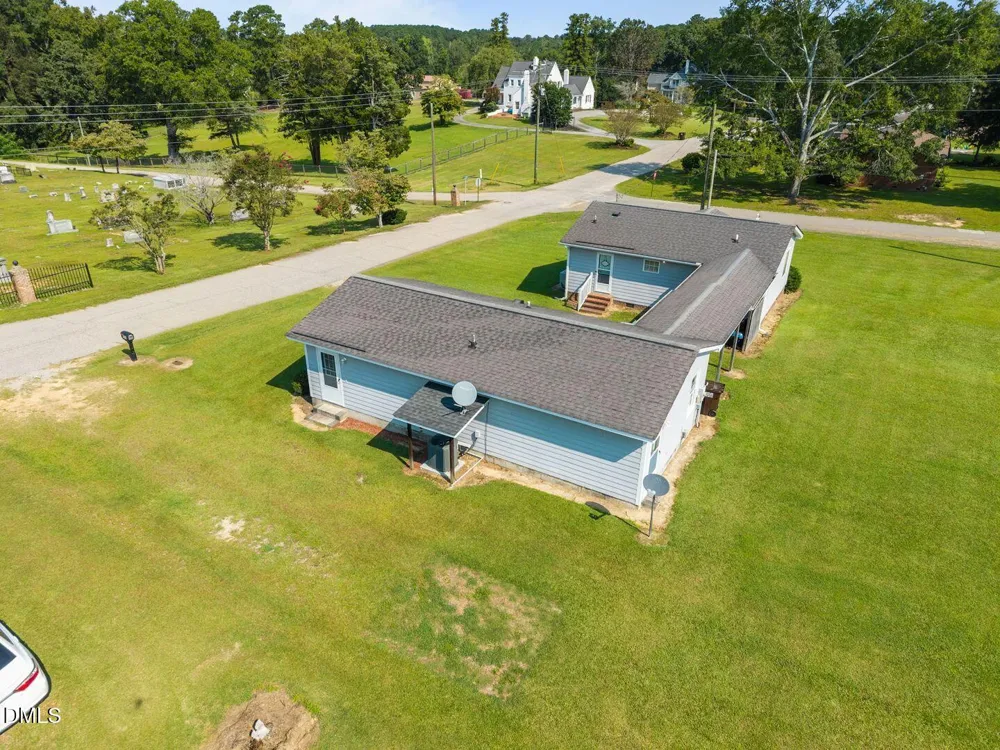 145 S Patterson Street Coats, NC 27521