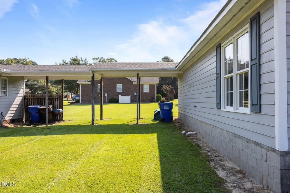 145 S Patterson Street Coats, NC 27521