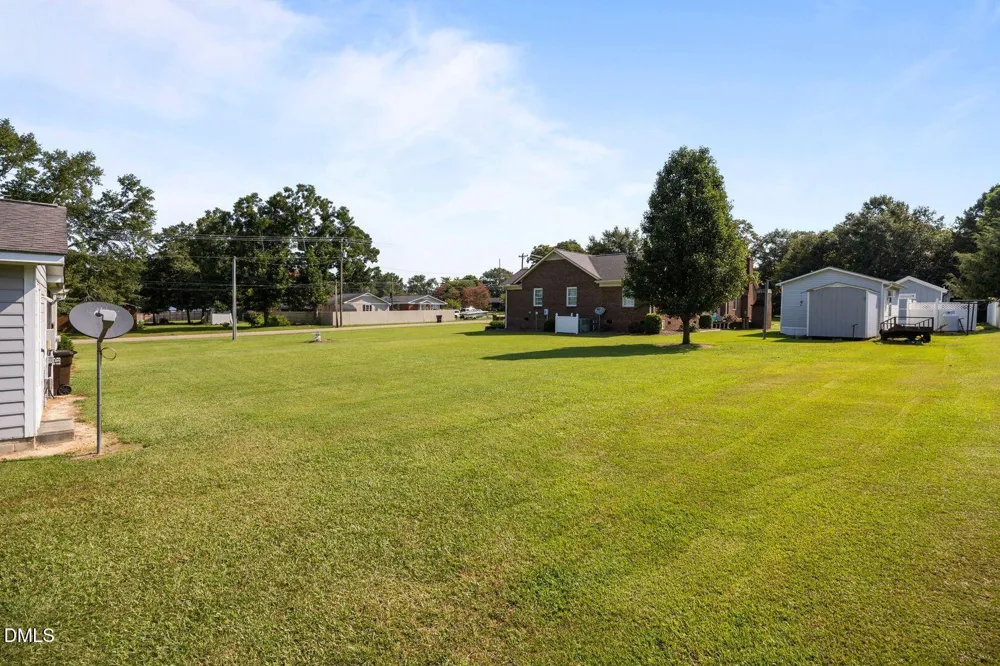 145 S Patterson Street Coats, NC 27521