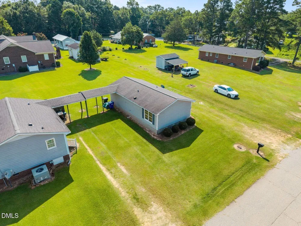 145 S Patterson Street Coats, NC 27521