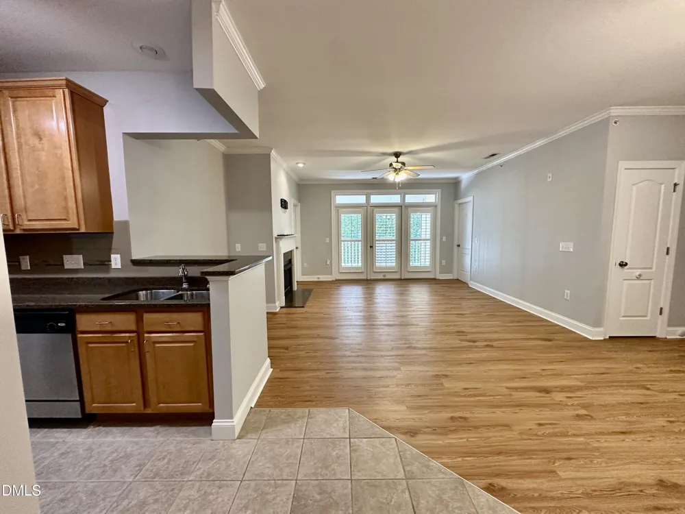 2810 Bedford Avenue #305 Raleigh, NC 27607