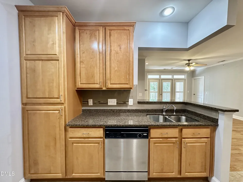 2810 Bedford Avenue #305 Raleigh, NC 27607