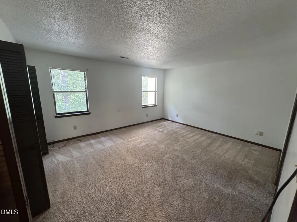 5721 Pool Side Drive Raleigh, NC 27612