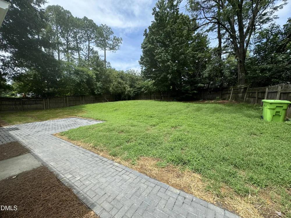 3516 Peach Haven Court Raleigh, NC 27607