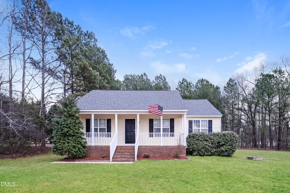 105 Pinto Lane Zebulon, NC 27597