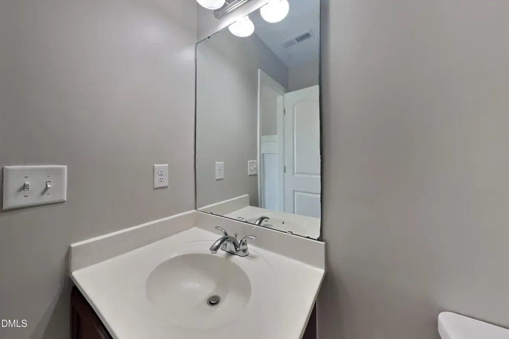 27 Anna Maria Court Lillington, NC 27546