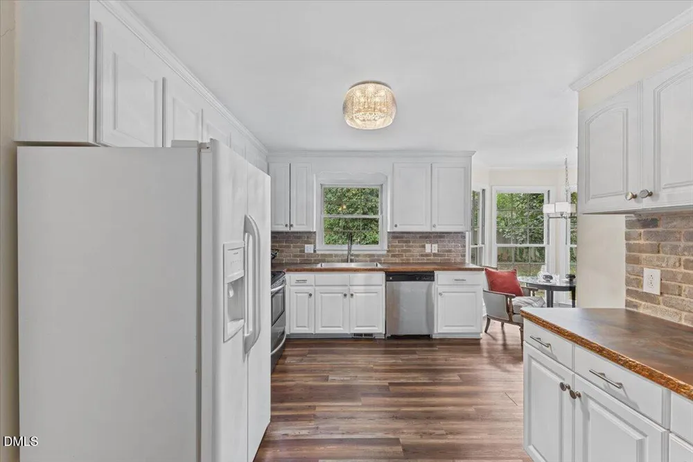 8501 Shadow Wood Place Raleigh, NC 27613