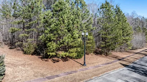 49 Larkington Drive