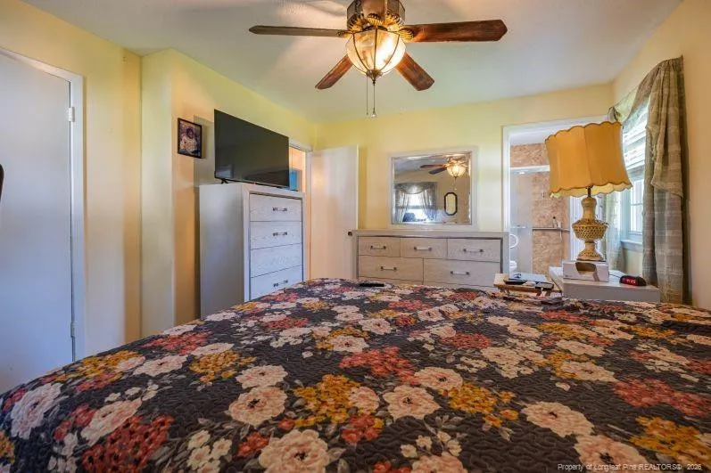 5215 Foxfire Road Fayetteville, NC 28303