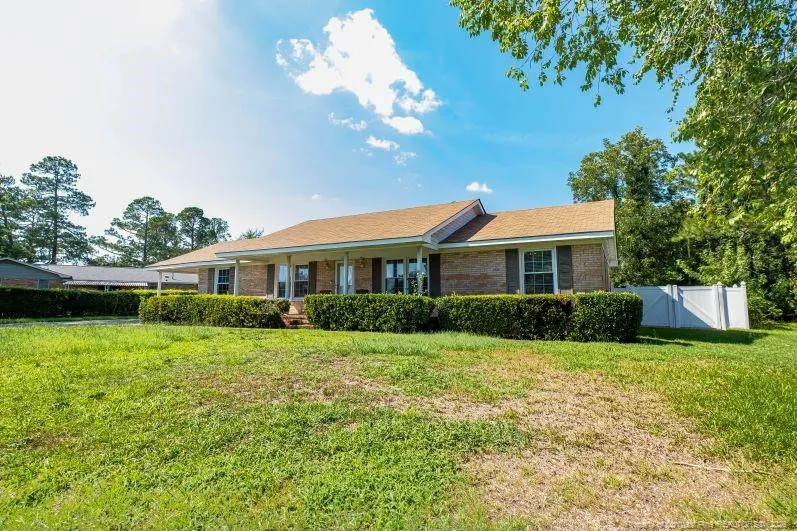 5215 Foxfire Road Fayetteville, NC 28303