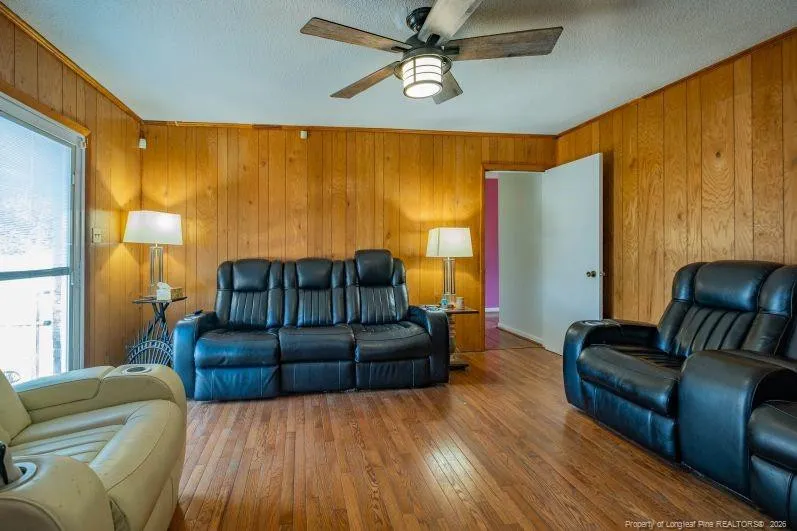 5215 Foxfire Road Fayetteville, NC 28303