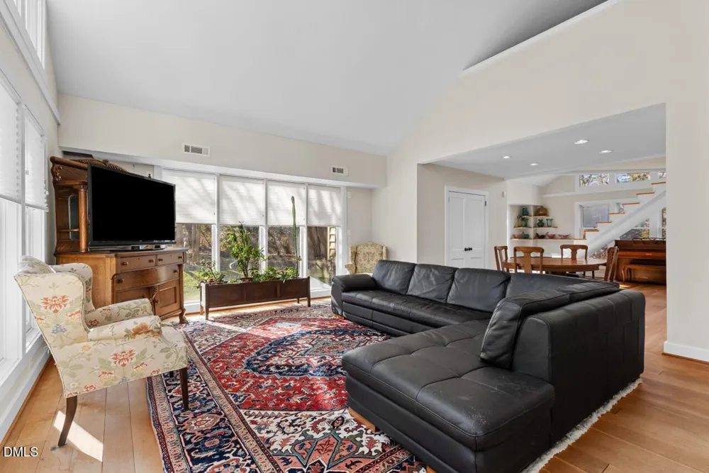 303 Henderson Street Chapel Hill, NC 27514