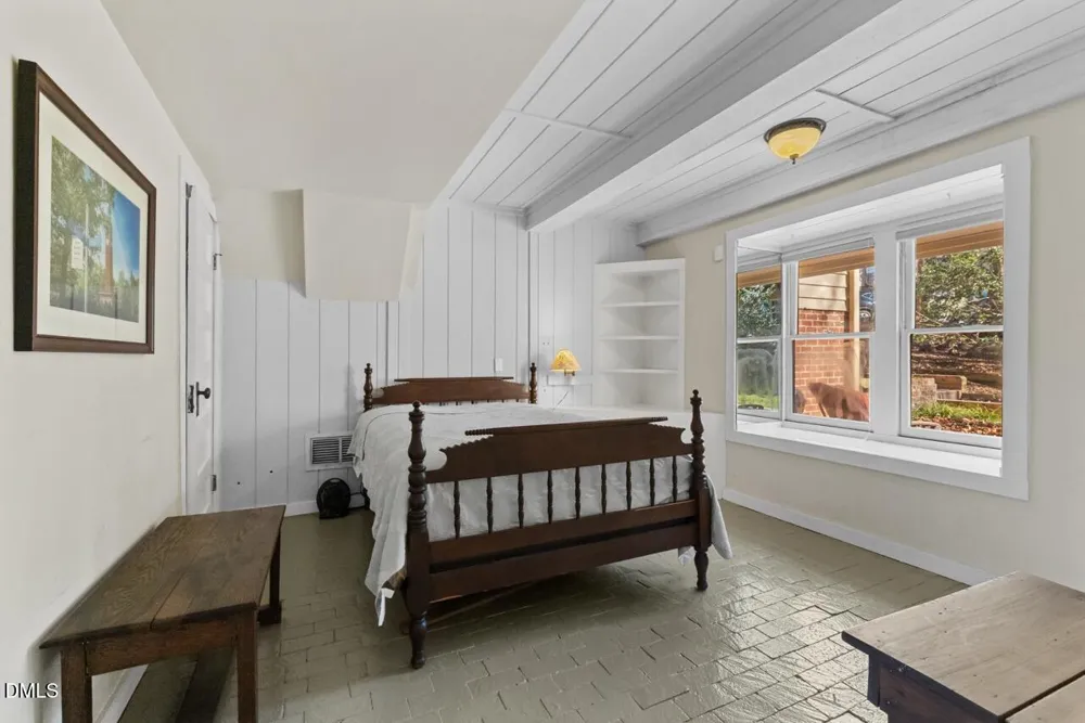 303 Henderson Street Chapel Hill, NC 27514