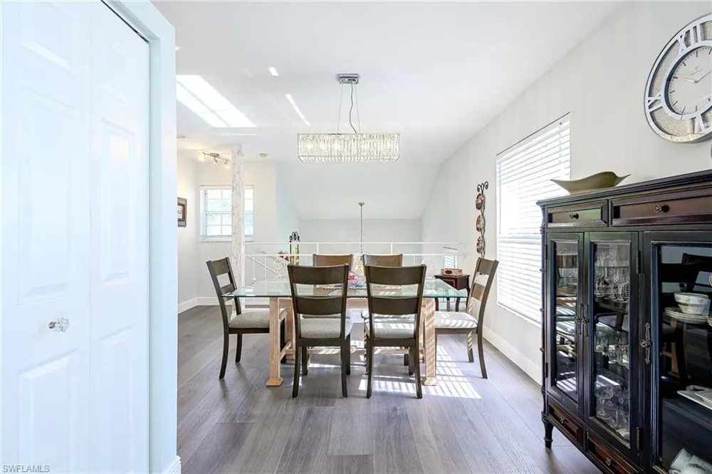 2460 Old Groves Road #E-201 Naples, FL 34109