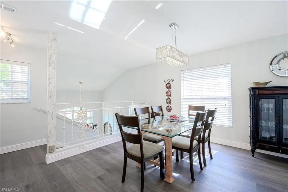 2460 Old Groves Road #E-201 Naples, FL 34109