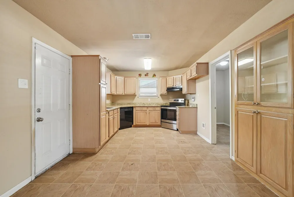 2604 Globe Avenue Dallas, TX 75228
