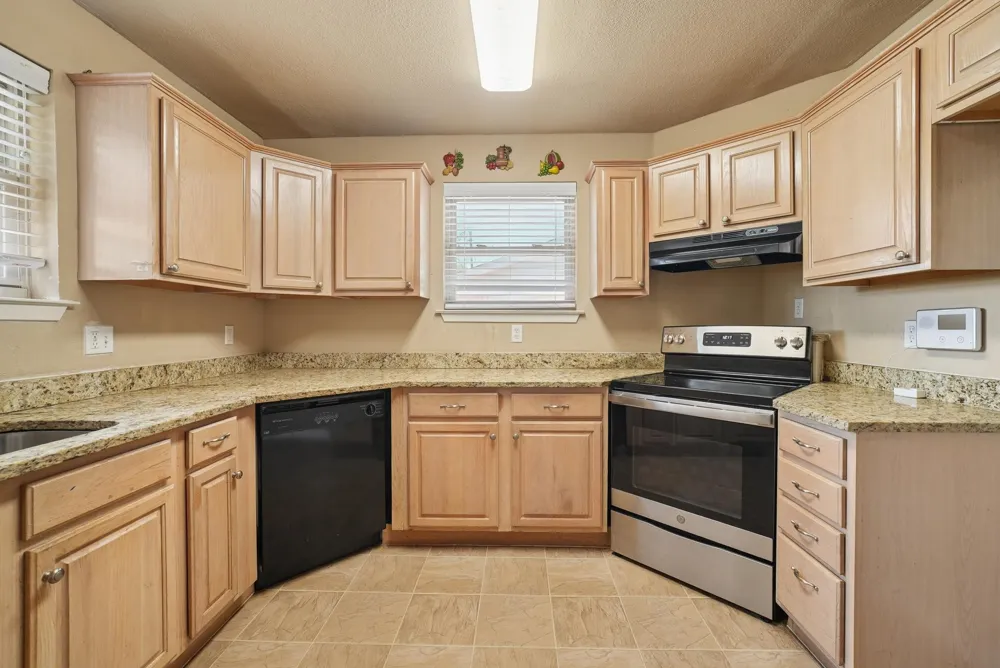 2604 Globe Avenue Dallas, TX 75228