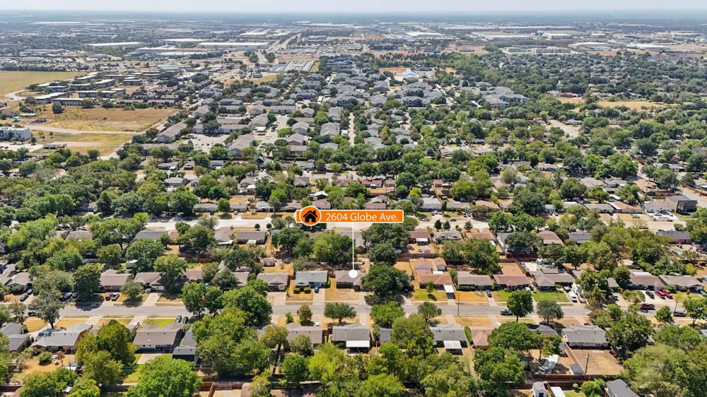 2604 Globe Avenue Dallas, TX 75228