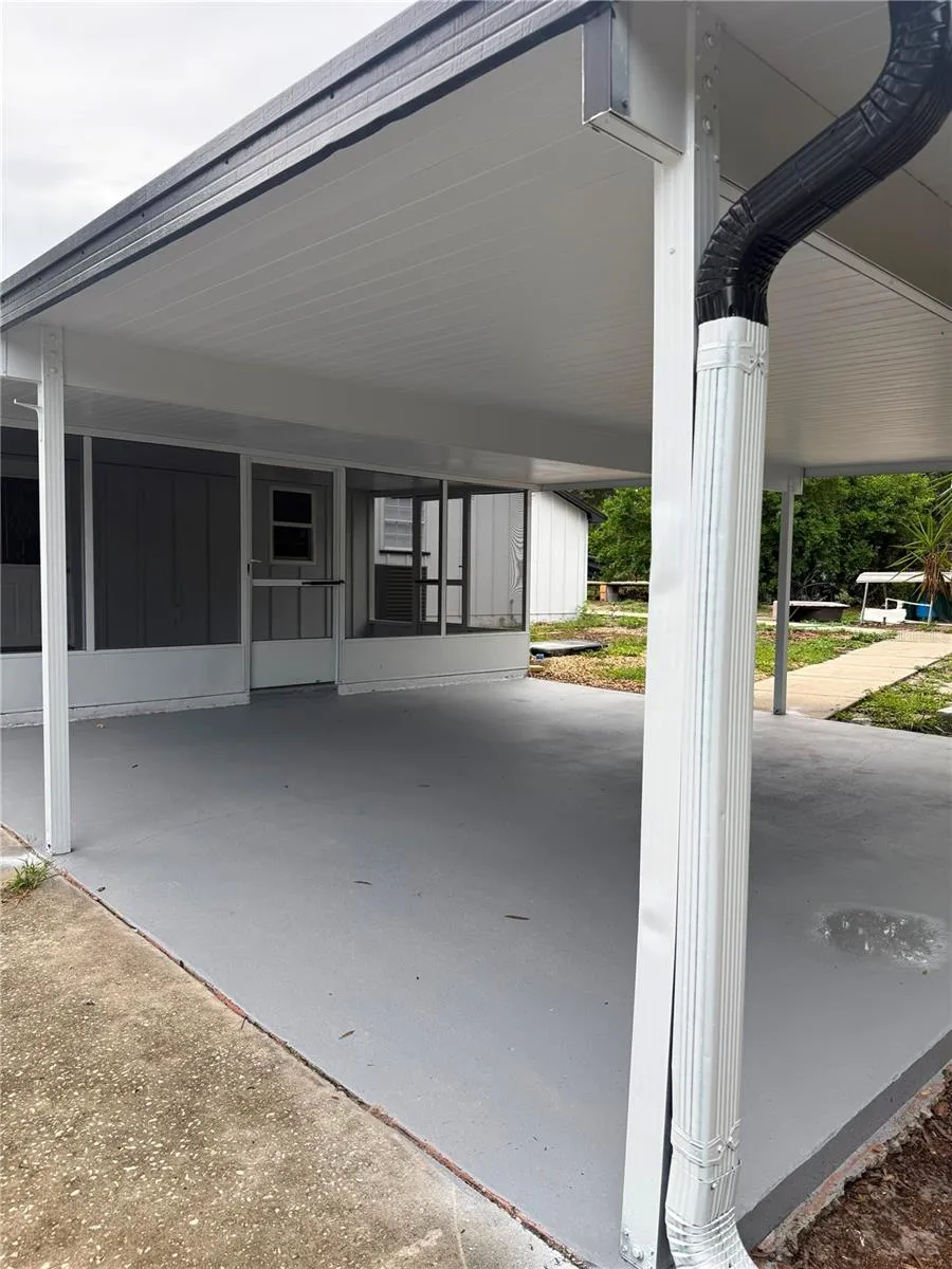 6810 OAKDALE DRIVE Tampa, FL 33610
