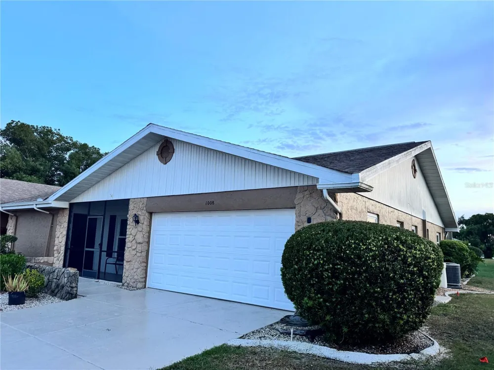 1008 YELLOWBIRD PLACE Sun City Center, FL 33573