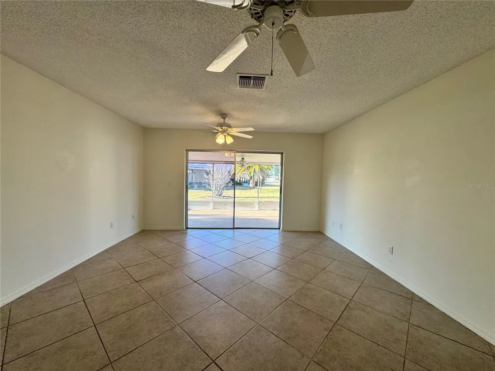 1008 YELLOWBIRD PLACE Sun City Center, FL 33573