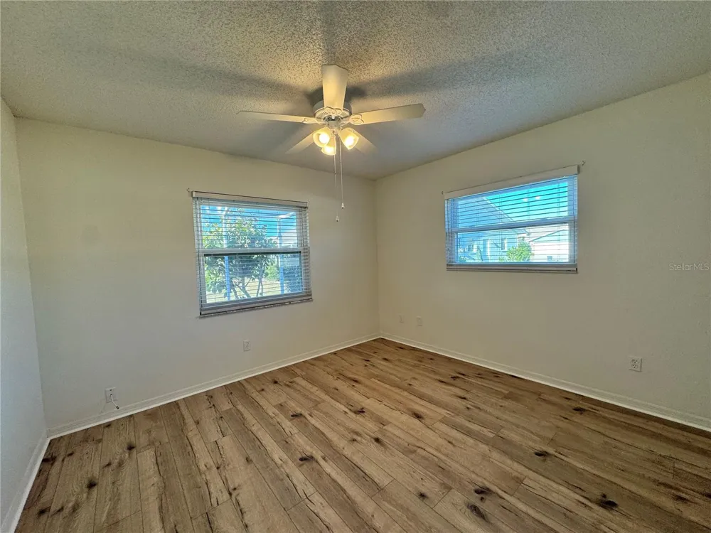 1008 YELLOWBIRD PLACE Sun City Center, FL 33573