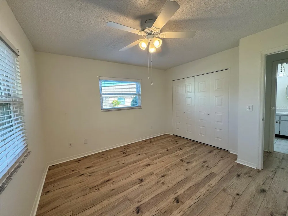 1008 YELLOWBIRD PLACE Sun City Center, FL 33573
