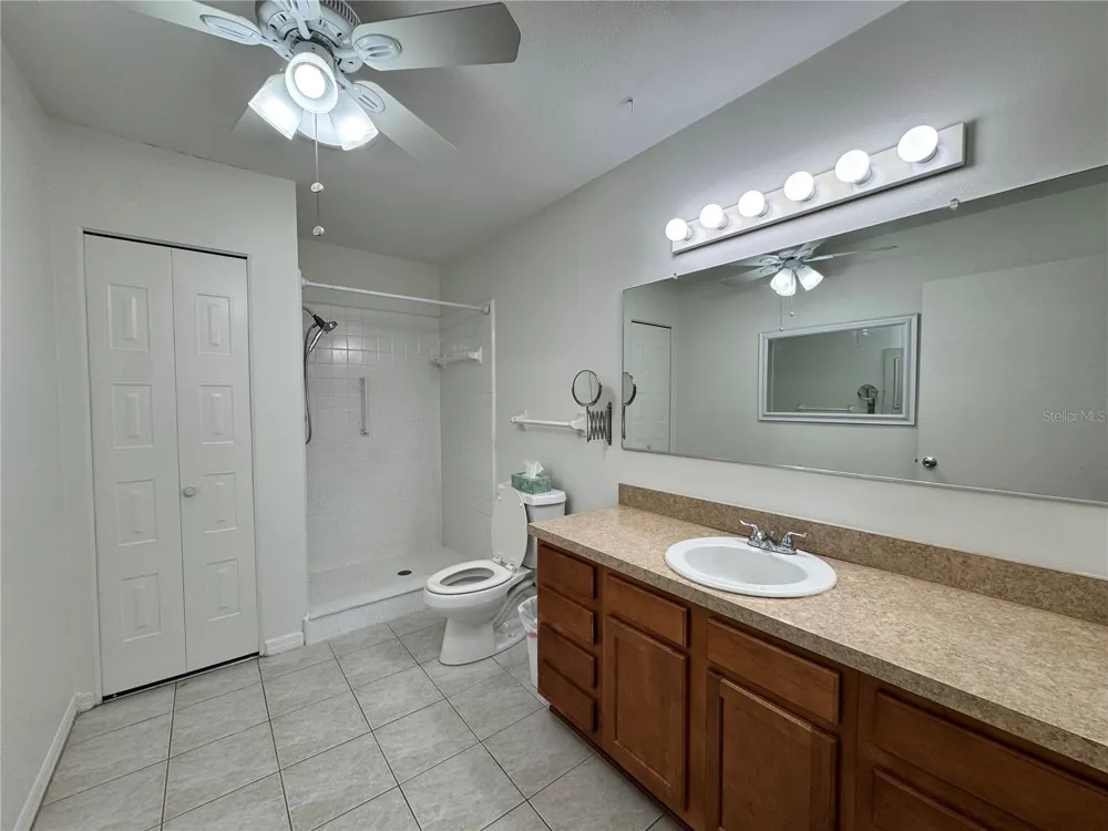 1008 YELLOWBIRD PLACE Sun City Center, FL 33573
