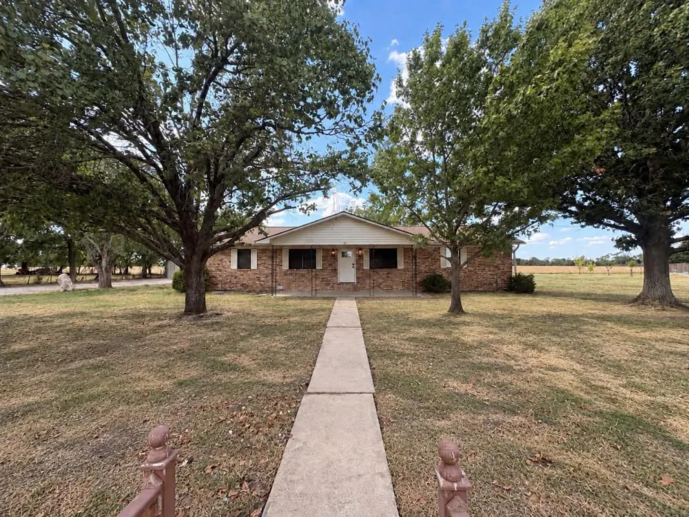 801 Main St Dodd City, TX 75438