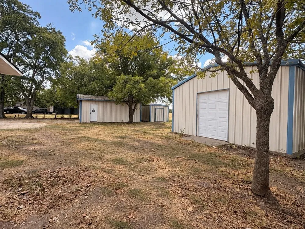 801 Main St Dodd City, TX 75438
