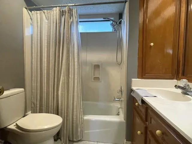 16427 Dunmoor Drive Houston, TX 77059