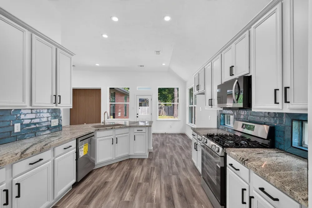 18 Griffin Hill Court The Woodlands, TX 77382