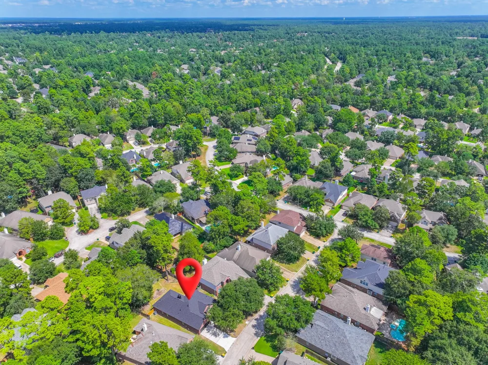 18 Griffin Hill Court The Woodlands, TX 77382