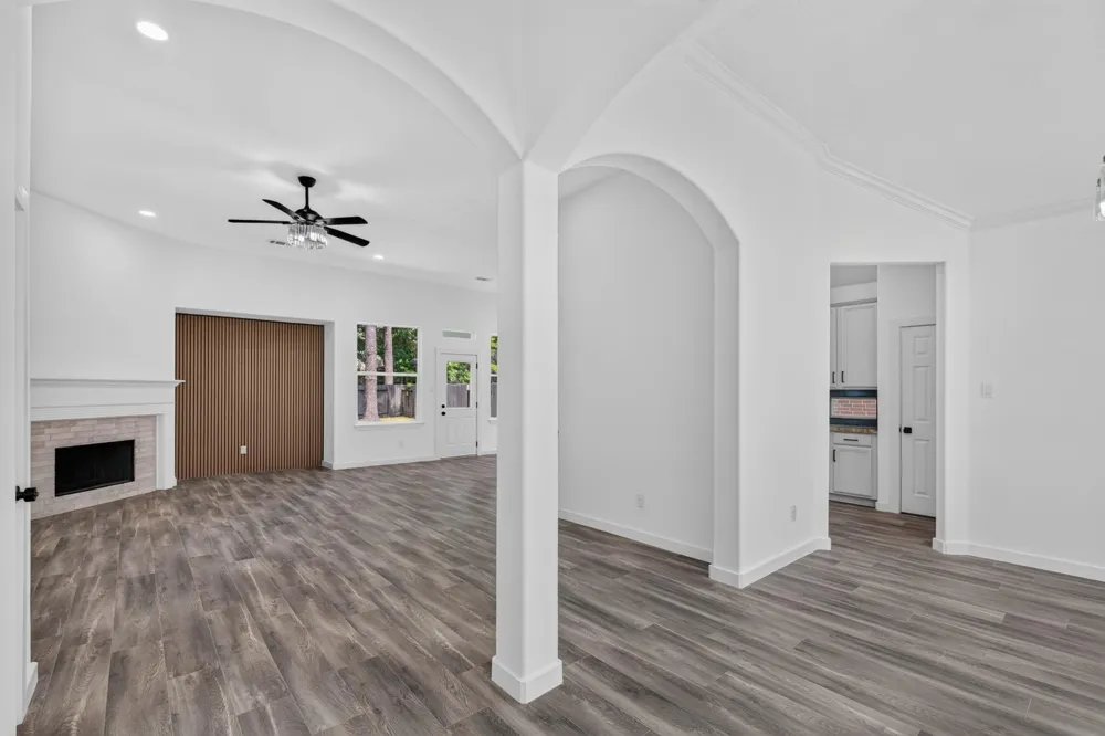 18 Griffin Hill Court The Woodlands, TX 77382