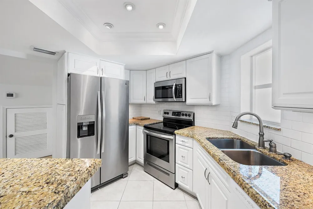 154 Seabreeze Circle Jupiter, FL 33477