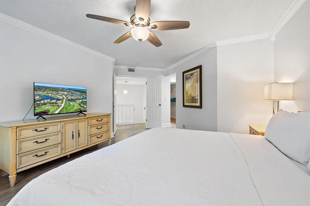 154 Seabreeze Circle Jupiter, FL 33477