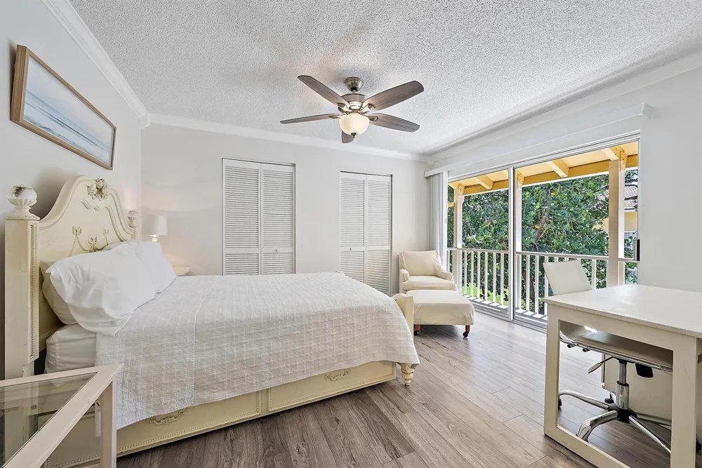154 Seabreeze Circle Jupiter, FL 33477