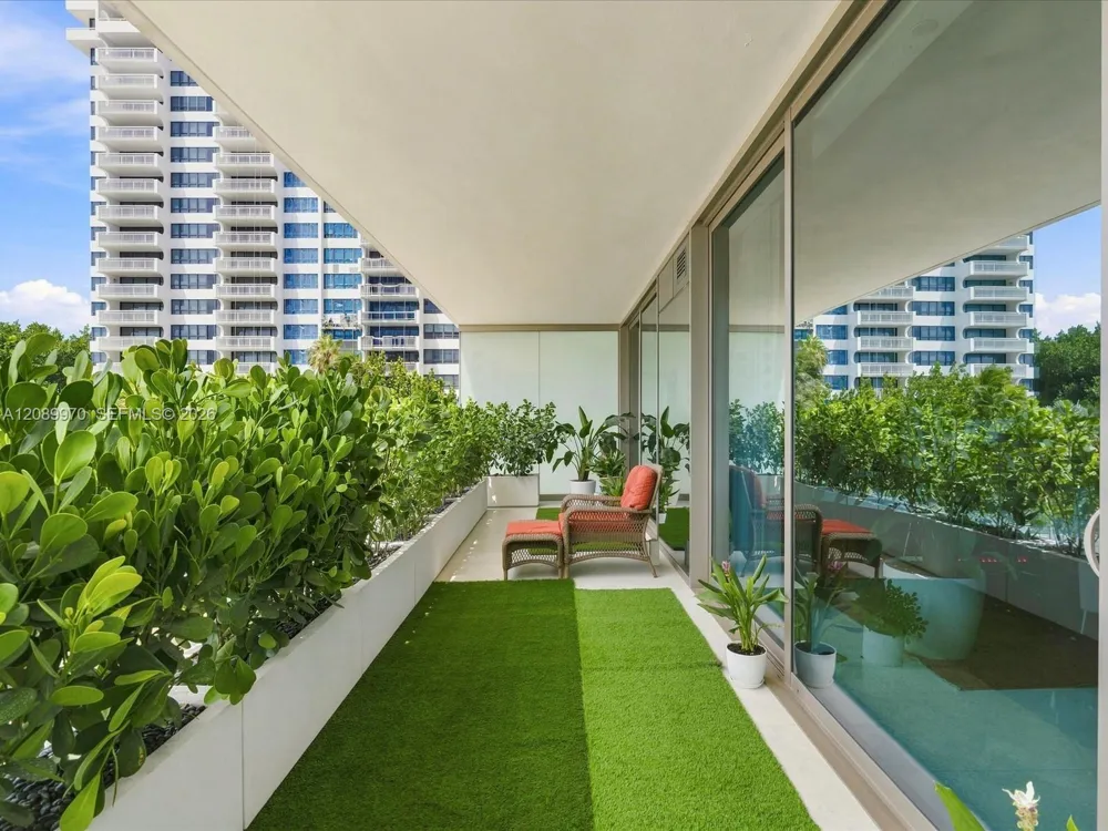 10203 Collins Ave #304 Bal Harbour, FL 33154