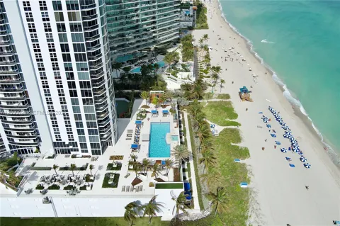 18911 Collins Ave #1906