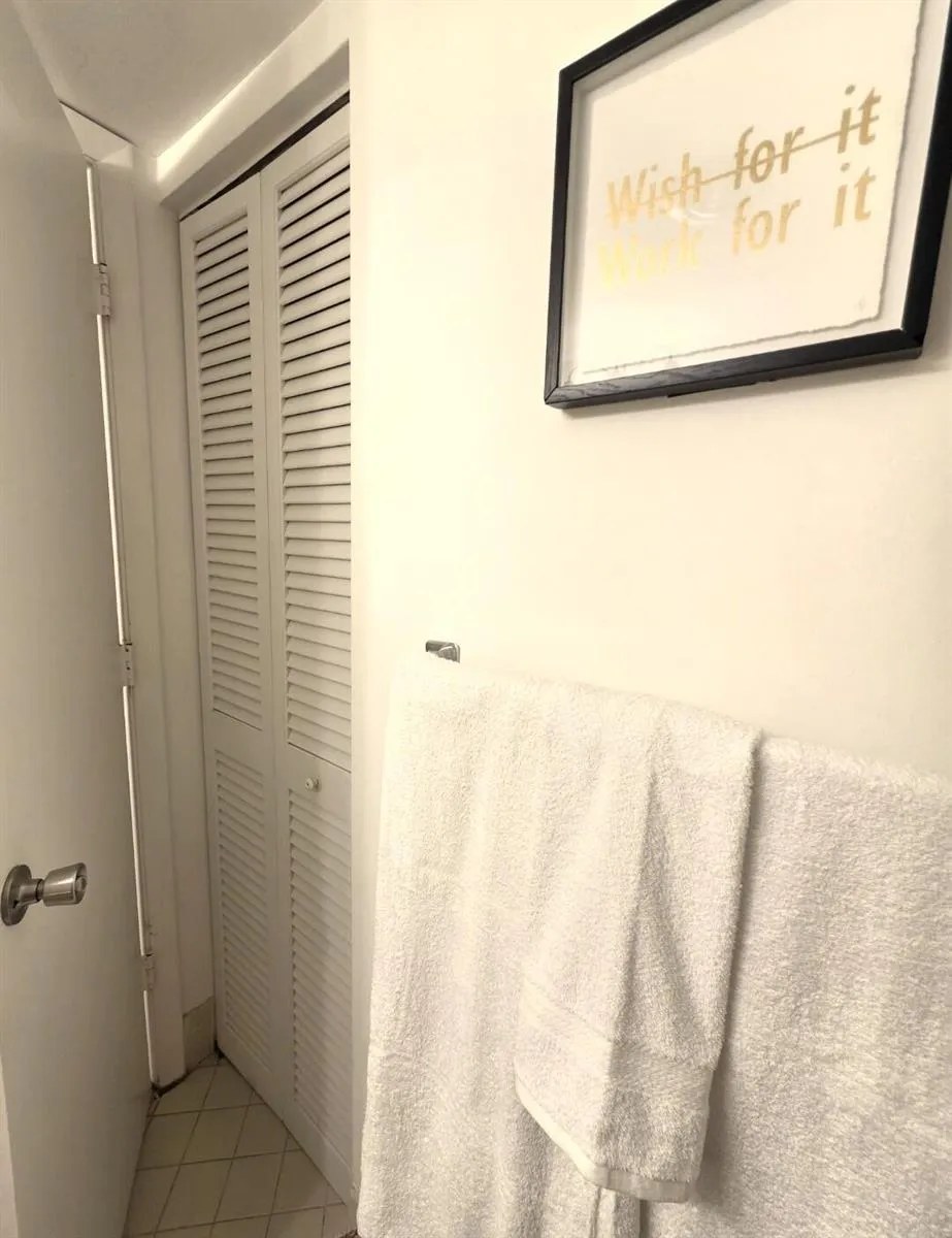 3402 Gardens E Drive #14A Palm Beach Gardens, FL 33410