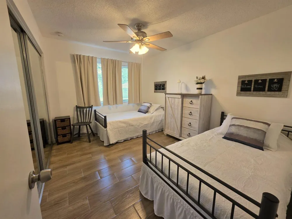 3402 Gardens E Drive #14A Palm Beach Gardens, FL 33410