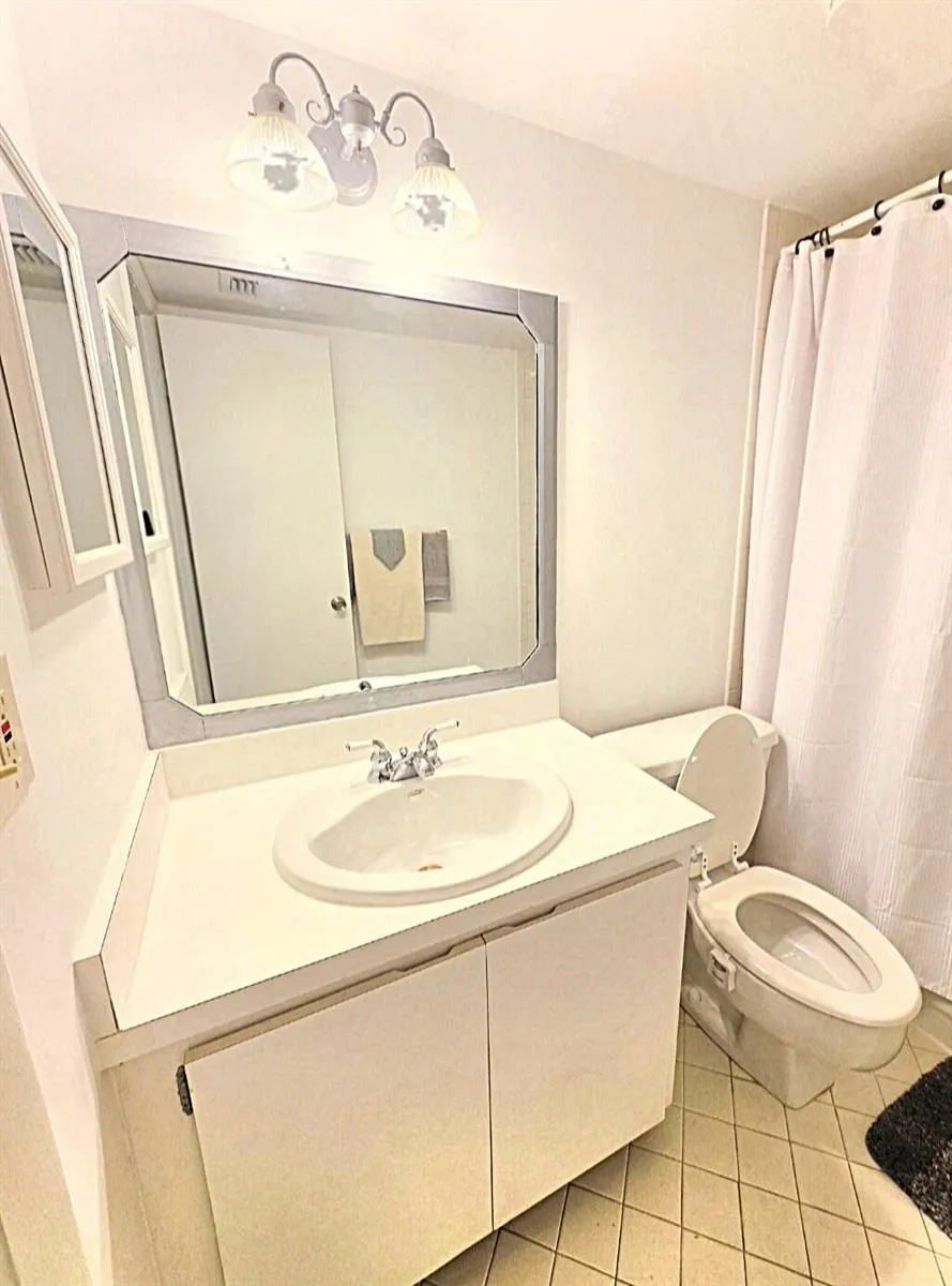 3402 Gardens E Drive #14A Palm Beach Gardens, FL 33410