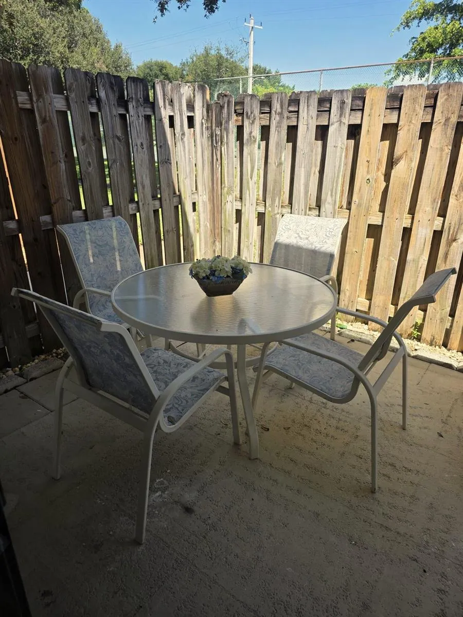3402 Gardens E Drive #14A Palm Beach Gardens, FL 33410