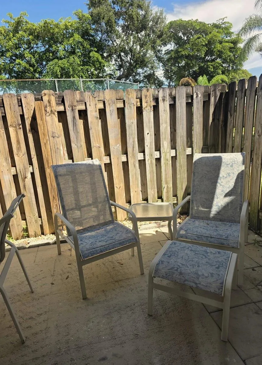 3402 Gardens E Drive #14A Palm Beach Gardens, FL 33410